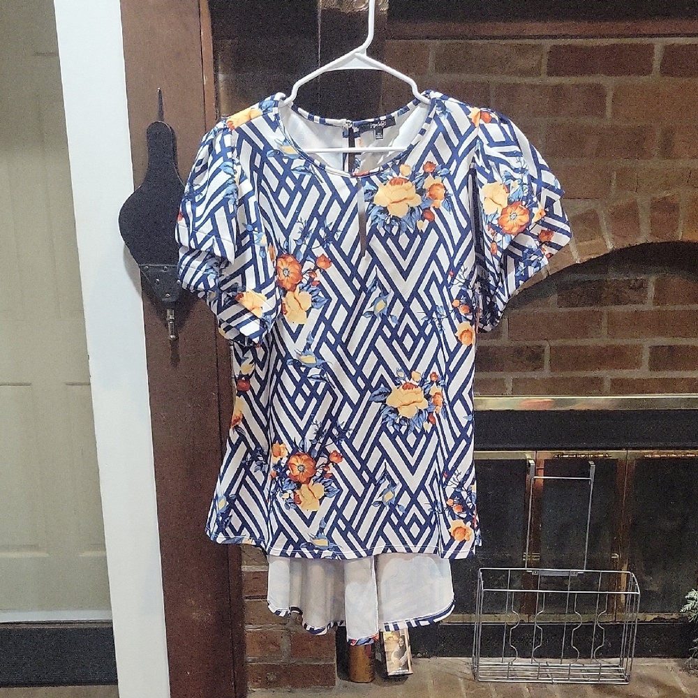 Floral Geometric Blouse
